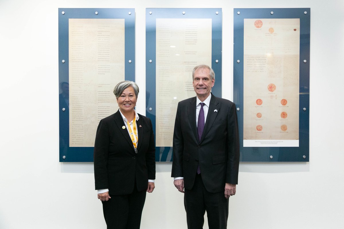 DKI @apcss Director Suzanne Vares-Lum met with U.S. Ambassador to #Thailand Robert F. Godec during her recent visit to the country.  During the visit Amb. Godec commended DKI APCSS programs which support capacity building and fostering a strong network of #alliesandpartners .