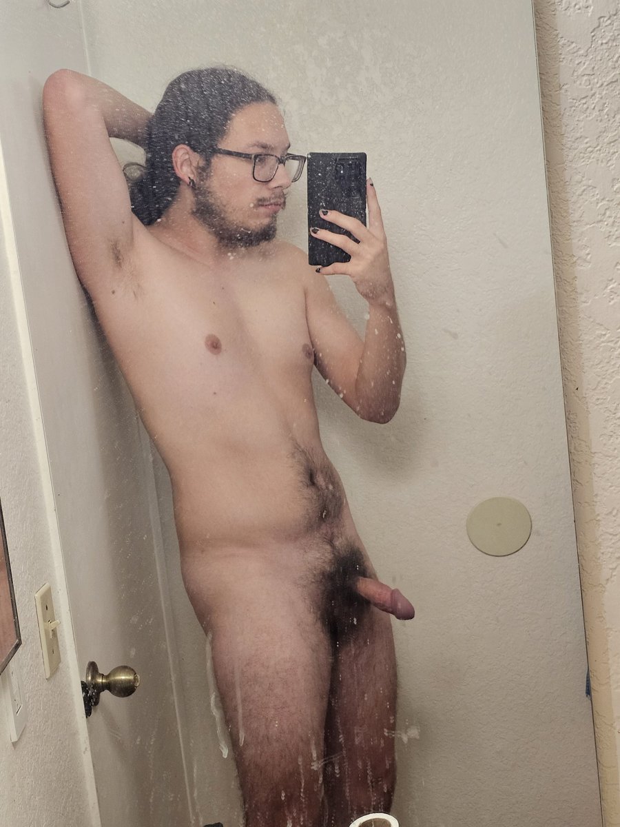 370HSSV_69's tweet photo. How's everyone doing today 😈
#gaycum #gaycruising #gayporn #gaynudes #gaydude #gaynsfw #gaycruise #gayfeet #gaysex https://t.co/GY3bd7d9CJ
