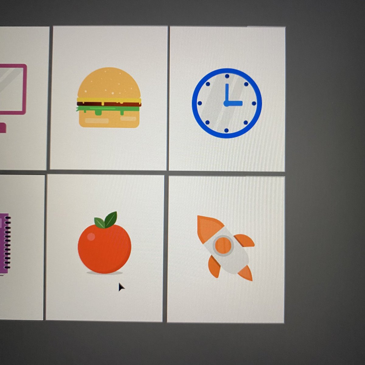 اعمال اخر الليل: اعادة تدوير لتطبيقاتي من دورة soni <a href="/sonidesignerx/">Soni Designer</a> اللهم التوفيق #مصممة #تصميم_جرافيك