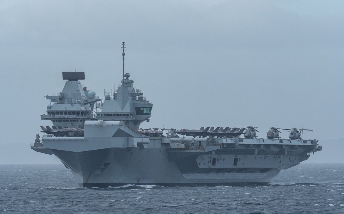 🇬🇧イギリス海軍の空母「プリンス•オブ•ウェールズ(HMS Prince of Wales)」が日本に来たぞー！！
F-35Bがいっぱい載ってますね^ ^
#CSG25
