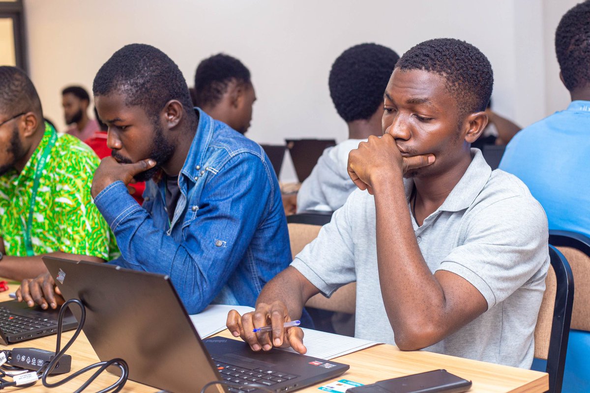 Thevokofficial's tweet photo. 📍📍ATTENTION STUDENTS📍📍

KNUST: End of Second Semester Examinations for the KNUST 2024/2025 Academic Year has been scheduled for, Monday, 18th August 2025 to Friday, 5th September 2025❗👀

Stay tuned✅ https://t.co/N9iTB4Ttgr