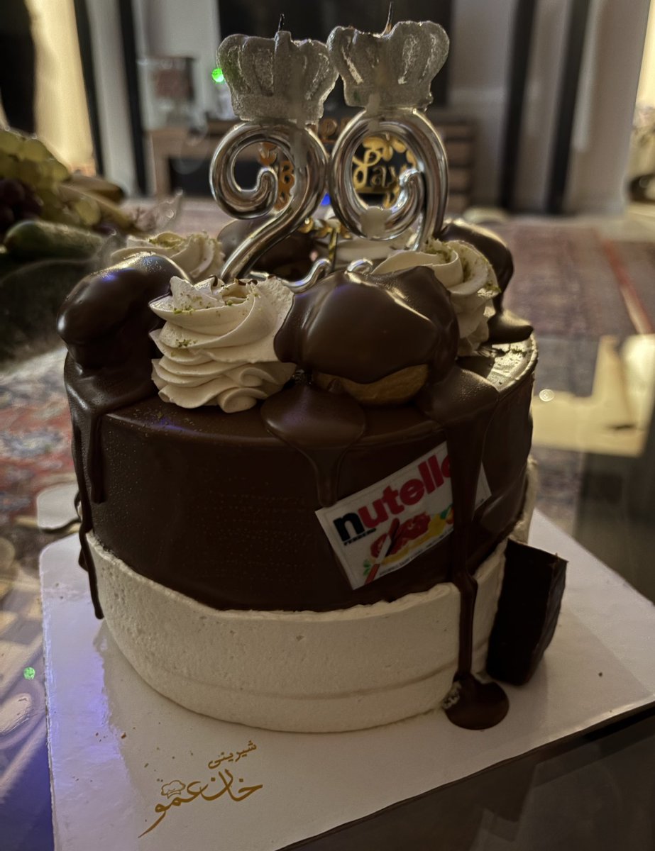 اخرین سال از دهه ۲۰سالگی 

چقدر سخت