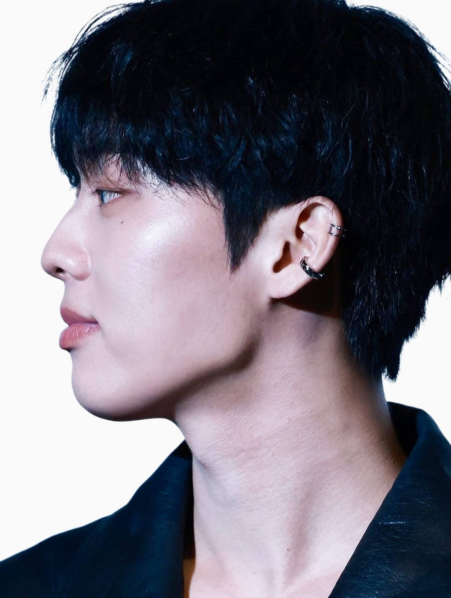 ViktoriaHearts's tweet photo. “you are…”                              “already yours” https://t.co/Jy6UZSLrui