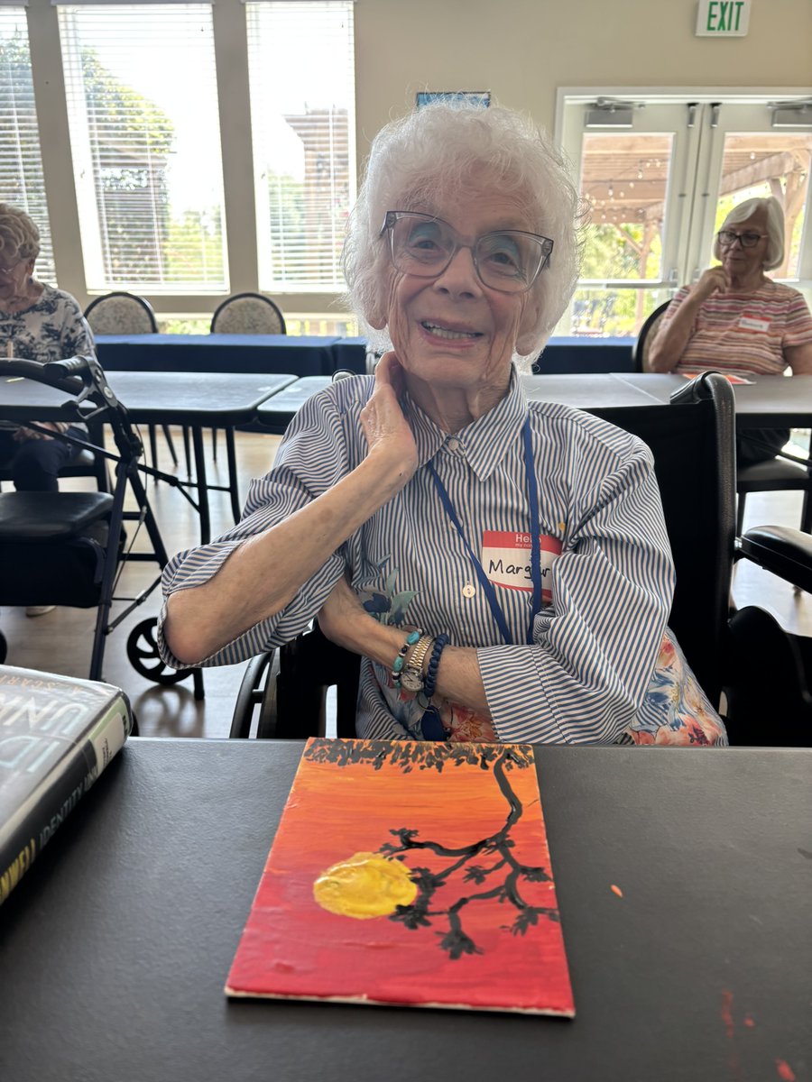 RV_SeniorLiving's tweet photo. Thank you to Richard with Humana for leading the ladies in Assisted Living in this fun step-by-step painting class. They really enjoyed themselves in this painting activity. It's always great to see their creativity flourish.
#AssistedLiving #SeniorLiving #DIYpainting https://t.co/0SeYzfTSRh