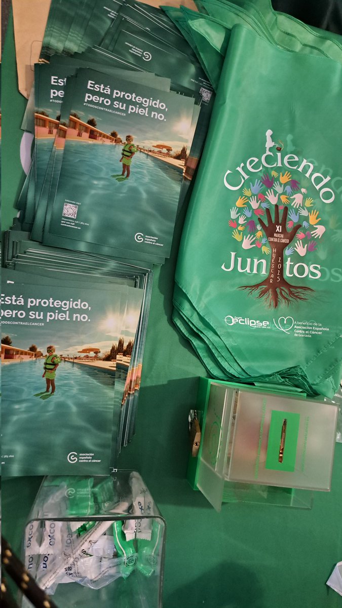Asociación Española Contra el Cáncer en Granada (@contracancergra) on Twitter photo 🎊Venta camisetas de la XI Marcha contra el Cáncer a beneficio de la <a href="/ContraCancerGRA/">Asociación Española Contra el Cáncer en Granada</a>, organizada pir Gym Eclipse Huescar , en la Shopping Night .
Gracias al voluntariado Junta Local de Huéscar por su ayuda
💚 🎊Venta camisetas de la XI Marcha contra el Cáncer a beneficio de la <a href="/ContraCancerGRA/">Asociación Española Contra el Cáncer en Granada</a>, organizada pir Gym Eclipse Huescar , en la Shopping Night .
Gracias al voluntariado Junta Local de Huéscar por su ayuda
💚