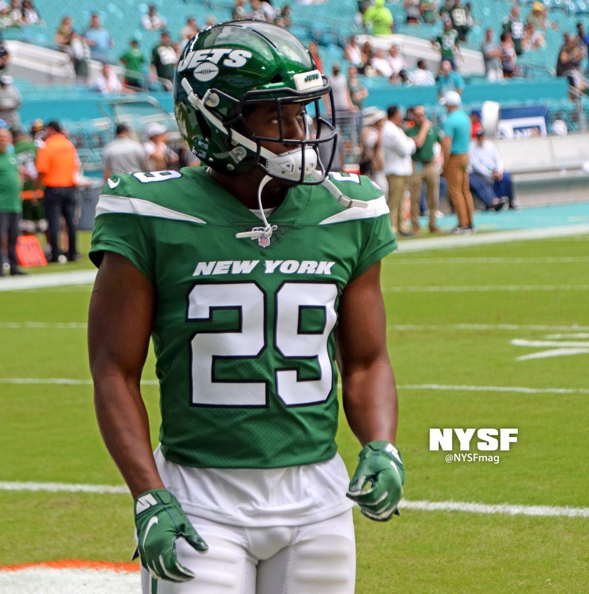 Throwback to 2019 when I was invited by <a href="/bilalpowell29/">Bilal Powell</a> to shoot his recovery training on the beach in Miami as he got back in shape post-surgery. Then was on the field for his game a few months later. 

The work behind the scenes when nobody is looking is typically where you win