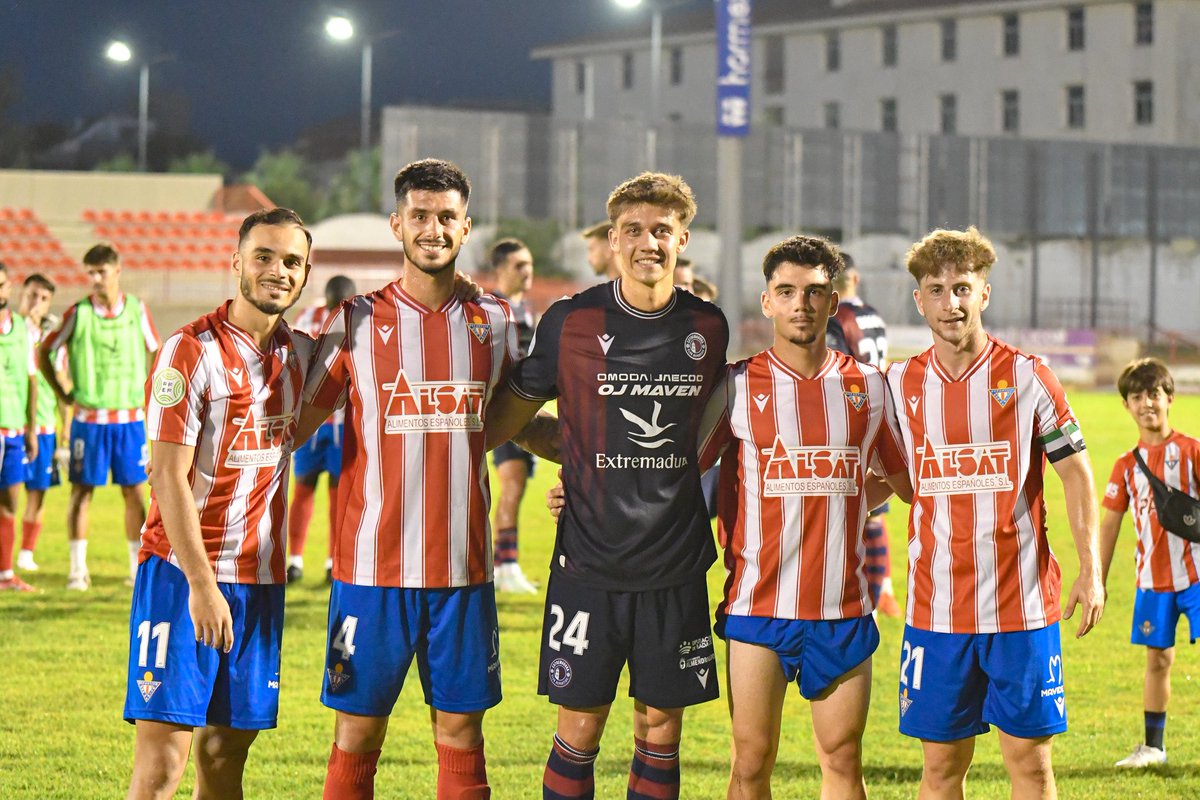Pretemporada 25/26.
Cogiendo ritmo y buenas sensaciones.
<a href="/CDDonBenito_/">CD Don Benito</a>  🔴⚪️
