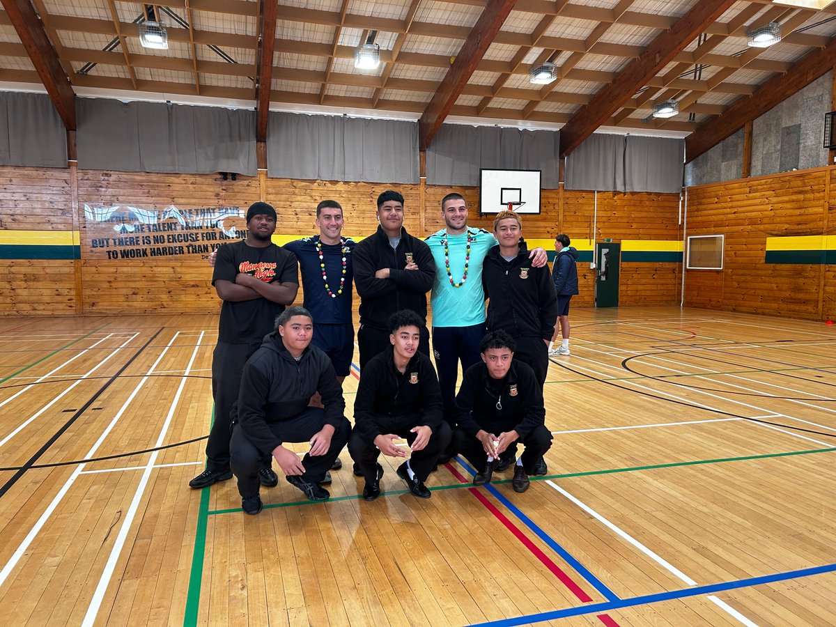 UKinNZ's tweet photo. So far this year we’ve championed young voices through:

🤝 High Commissioner for a Day
🤝 Chevening Scholarship
🤝 King’s Birthday Speed Mentoring
🤝 Scotland visit to Manurewa High

Young people are the now—let’s keep backing the next generation 💥https://t.co/jc2Bb58FSb https://t.co/IFUHsyBEaM