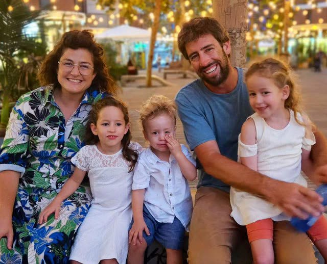 On October 6, they were a family.

On October 7, they were burned alive and murdered by Hamas terrorists.

Johnny, Tamar, Shahar and Arbel (6) and Omer (4) Siman Tov.

I'll never forget. I'll never forgive.