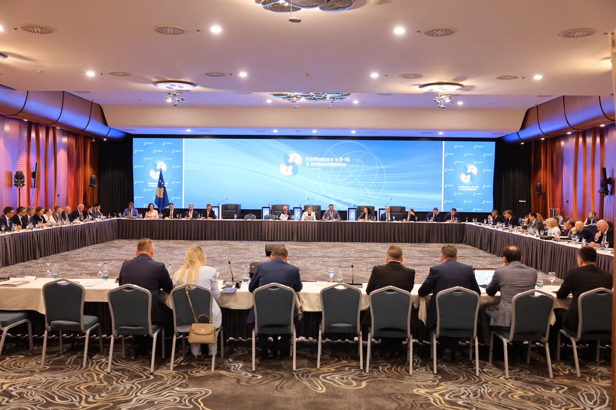 🌎 8th Conference of Ambassadors of the 🇽🇰 brings together our diplomatic representatives from across the globe to review achievements, exchange perspectives, and define the strategic priorities guiding our foreign policy in the year ahead.  #Diplomacy #RKS