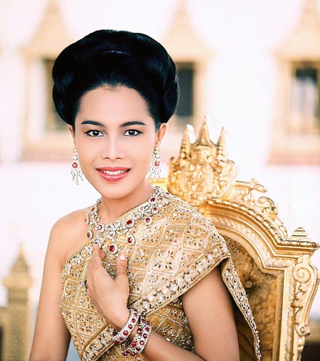 carmen167057816's tweet photo. On this special day, we celebrate not only your birthday, but the grace, wisdom, and strength you have shared with all who are blessed to know you. May your reign as our beloved Queen Mother continue to inspire generations with kindness, courage, and unwavering love. Wishing you a day filled with joy, honor, and the affection of your people