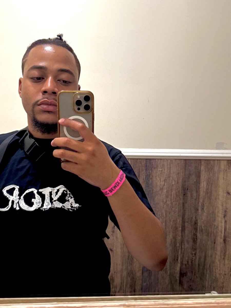 ImAnObession's tweet photo. 🥵 https://t.co/j3Lok3BERz