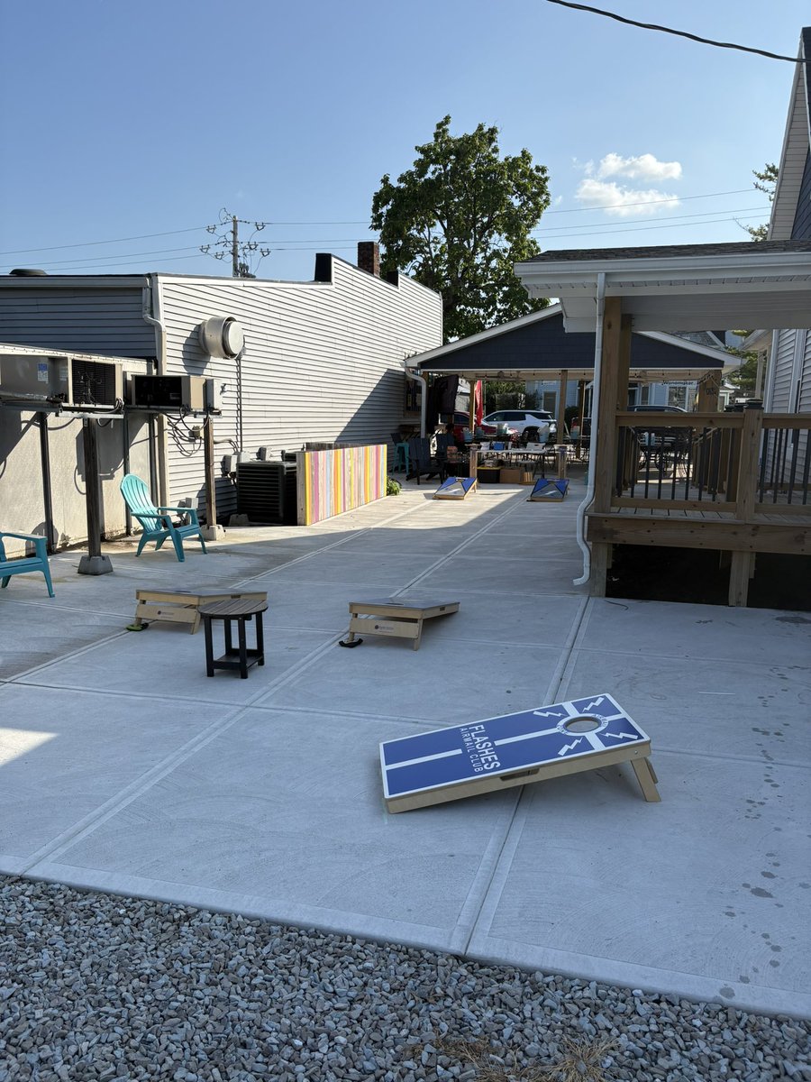 Flashes Airmail Club tweet media