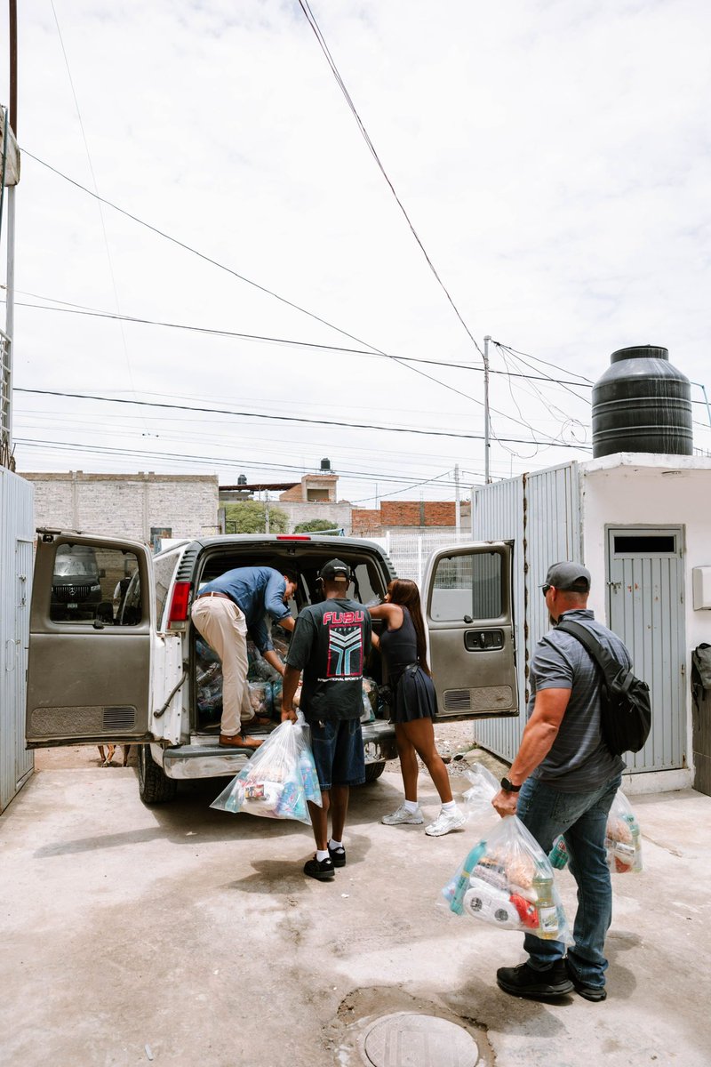 Took a trip to Guadalajara &amp; we were able to feed 100 families in need . If you have the opportunity to do good in the world and bring a smile to others faces .... do it. Shoutout to Impact Others for putting everything together.  I can't wait to show you all the recap ❤️