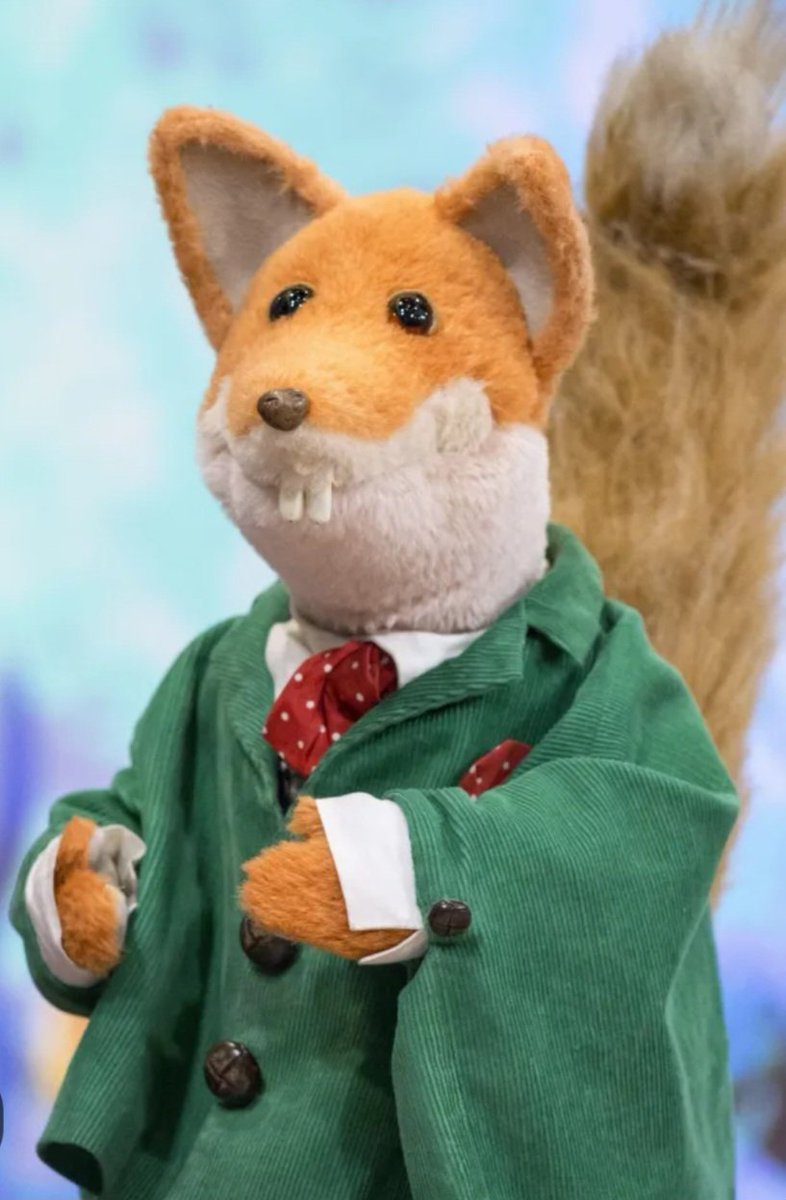 bo_boesbear's tweet photo. @BumTetley Hi der ixkle Leo... muvver ses yoo super cute and she finks you have Resemblance to fis #Legand #BasilBrush #BoomBoom https://t.co/10LExQOmrr