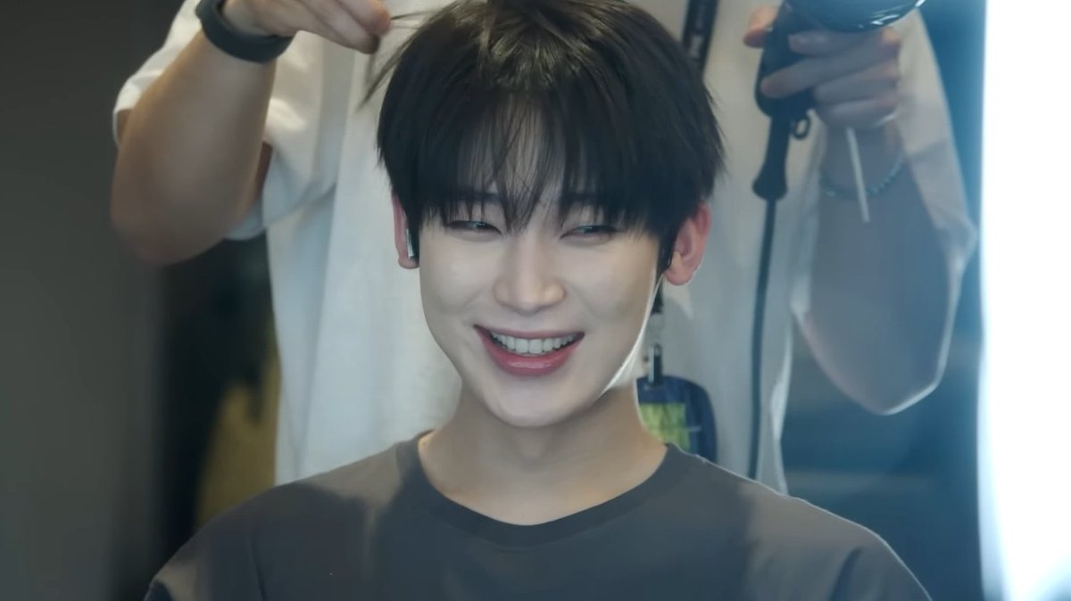 filmksw's tweet image. 🖤 #SUNOO