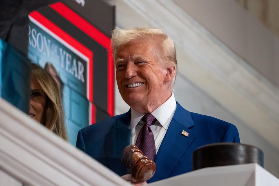 Trump has said he wants to take government backed mortgage giants Fannie Mae and Freddie Mac public. But it remains unclear if they will remain under conservatorship or how their shares will be valued.
go.forbes.com/c/fw3R