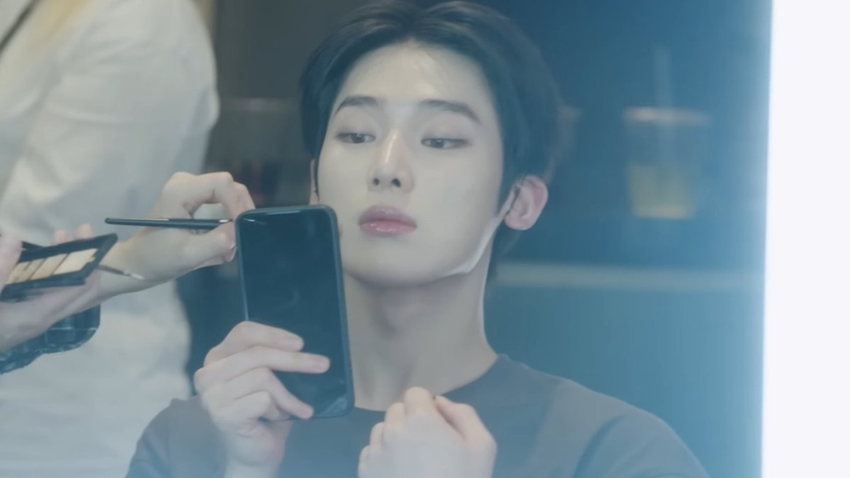 filmksw's tweet image. 🖤 #SUNOO