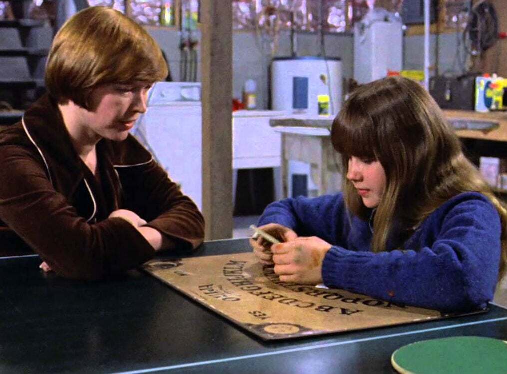 HellHorror.com tweet media