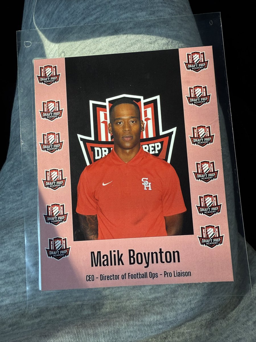 thestreetcoach_'s tweet image. Dreams coming to life. Thank you God 🙏🏾 
@DraftDiamonds @draftprep 
#DraftPrep