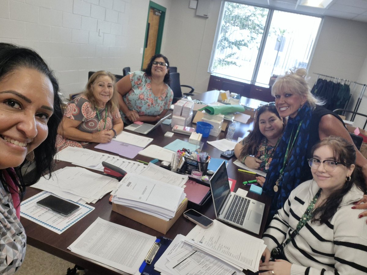 Jdelaprida7's tweet photo. A privilege to witness the dedication of the admin.and staff at Pinecrest ES, Leto HS, and Pierce MS. A huge thank you to the ELL team, who are working hard to plan instruction managing compliance paperwork. Great start to 25-26 school year. #1stdayback #HCPSleadingtheway https://t.co/5h3KrJdQf4