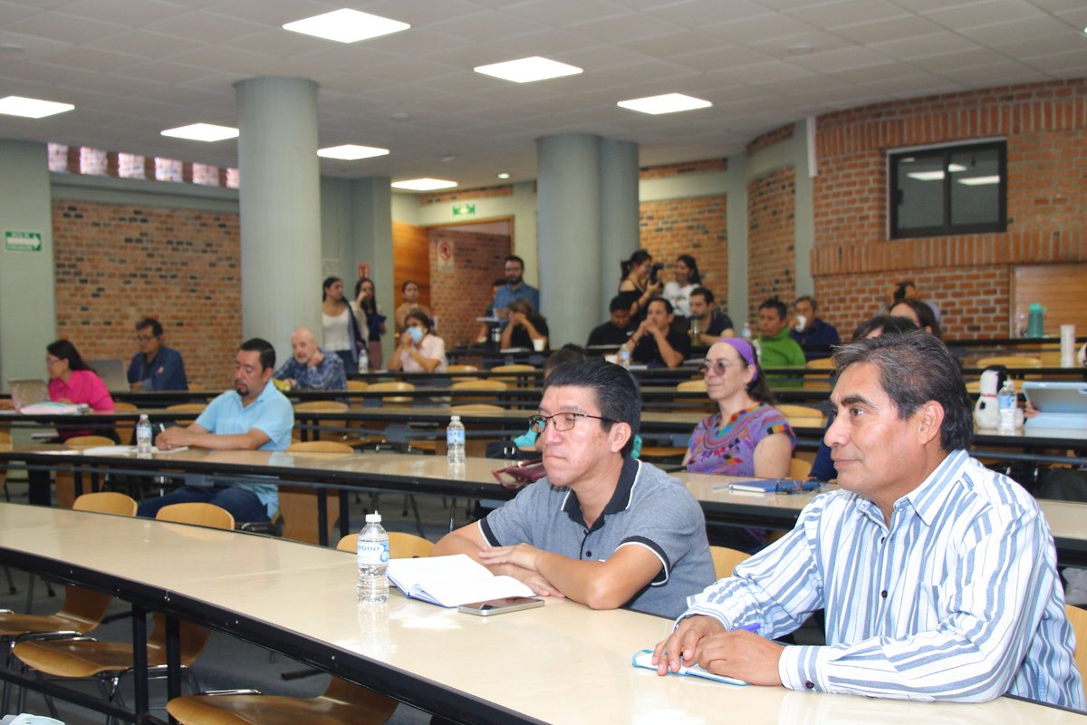 uaemorelos's tweet photo. Inician en el IICBA-UAEM las jornadas de actualización docente con el taller “Estudio del caso como herramienta didáctica”, dirigido a docentes de diversos centros de investigación para fortalecer sus estrategias de enseñanza. #UAEM #IICBA #Docencia https://t.co/AXjmHhnpQJ