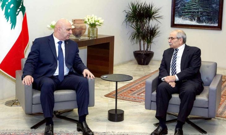 ( أَمْ حَسِبَ الَّذِينَ فِي قُلُوبِهِمْ مَرَضٌ أَنْ لَنْ يُخْرِجَ اللهُ أَضْغَانَهُمْ  وَلَوْ نَشَاءُ لَأَرَيْنَاكَهُمْ فَلَعَرَفْتَهُمْ بِسِيمَاهُمْ وَلَتَعْرِفَنَّهُمْ فِي لَحْنِ الْقَوْلِ وَاللهُ يَعْلَـمُ أَعْمَالَكُمْ )