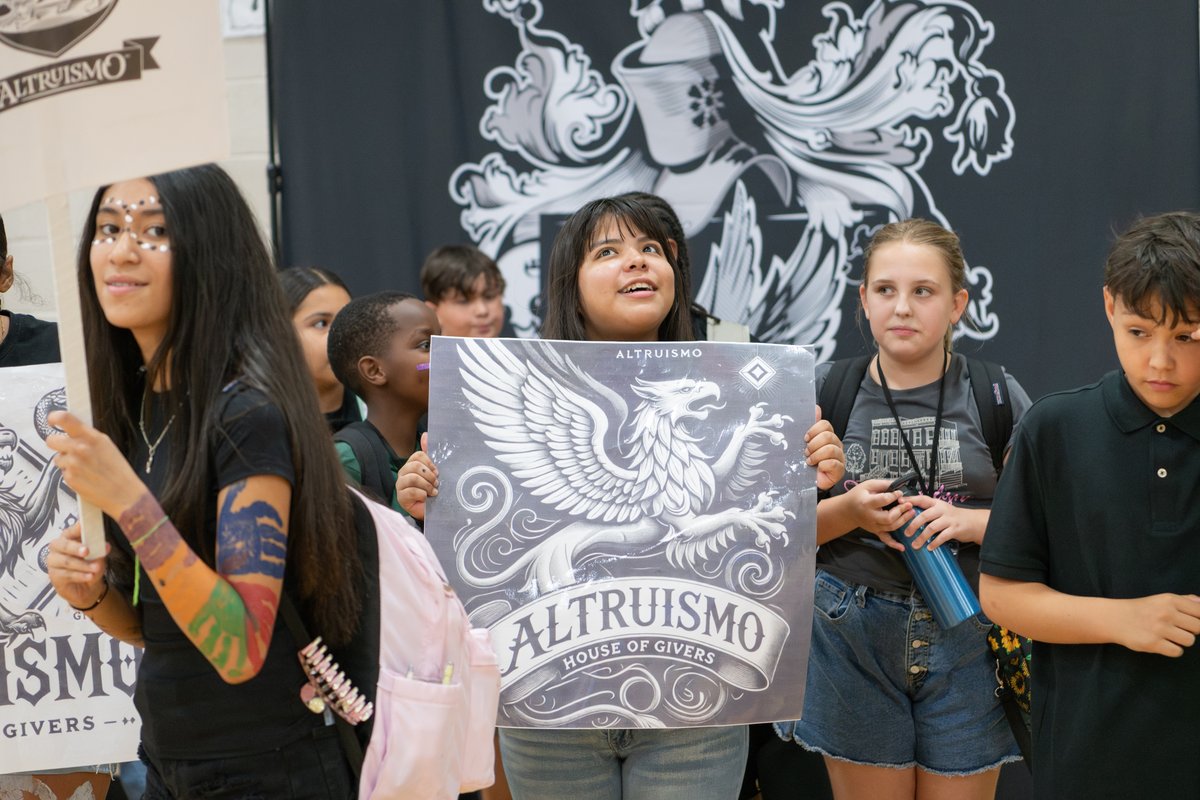 Last Friday was House Sorting Day for @dysarteagles!  New students spun a wheel to be sorted into a House at random!  This year saw the introduction of two new houses: The House of Nukumori and The House of Onraka!  The House System aims to promote a positive climate and culture