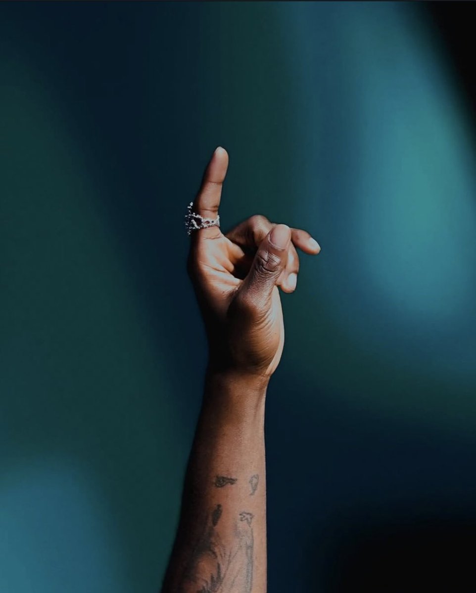 WAVYVRSE💛 tweet media