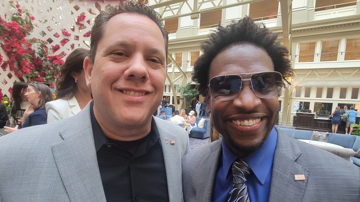 Jerry Angelo tweet media