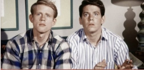 One group is going to have 60 entries in the Circa survivor.  And they think the average gambler is gonna have any interest in this. <a href="/VSiNLive/">VSiN</a> <a href="/paulyhoward/">Paul Howard</a> <a href="/MitchMossRadio/">Mitch Moss</a>  They will waste most of the fall talking about it.