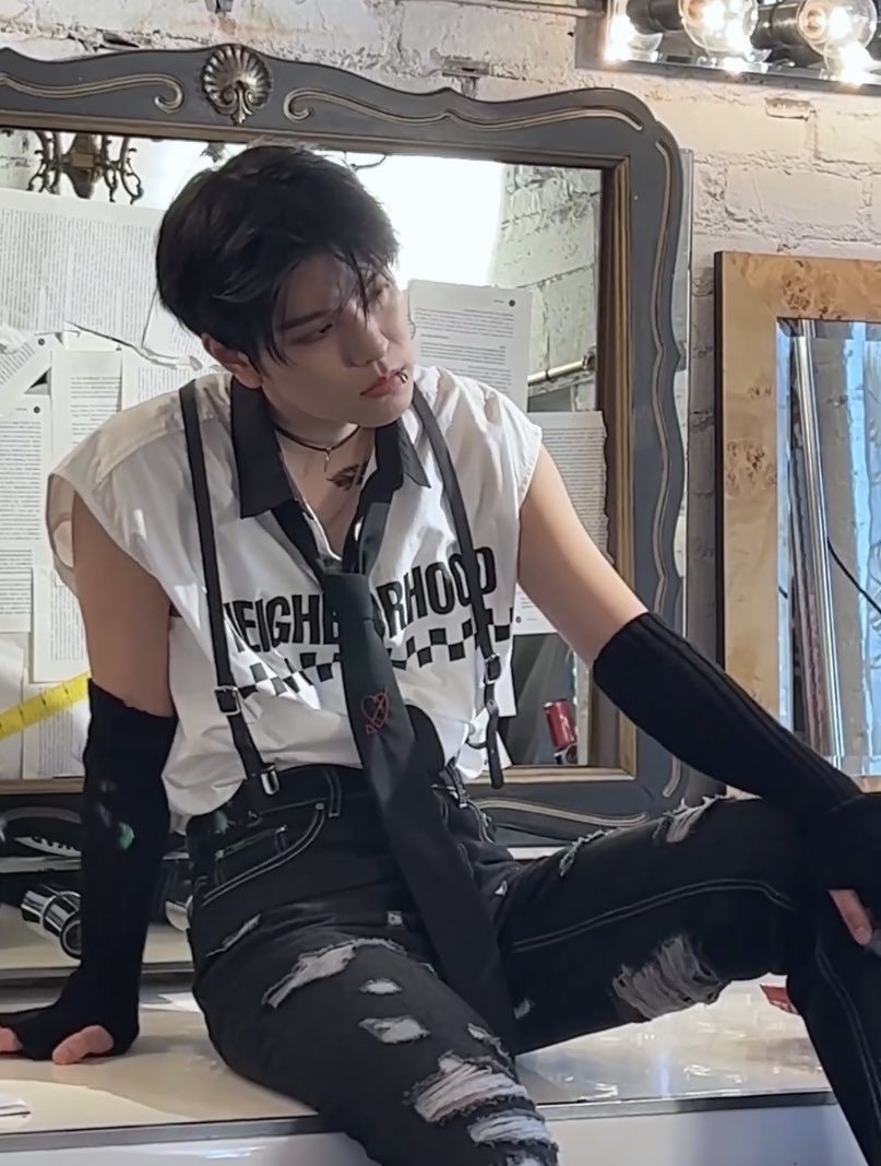 dandy_voice's tweet image. A NEW COMEBACK IS UPON US BUT I MUST CONFESS I’M STILL SEUNGSTUCK HERE