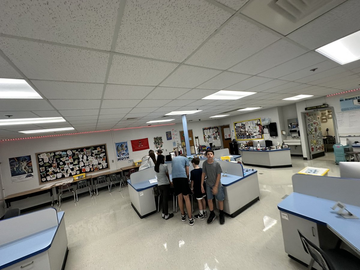 Mr. Bemiss tweet media