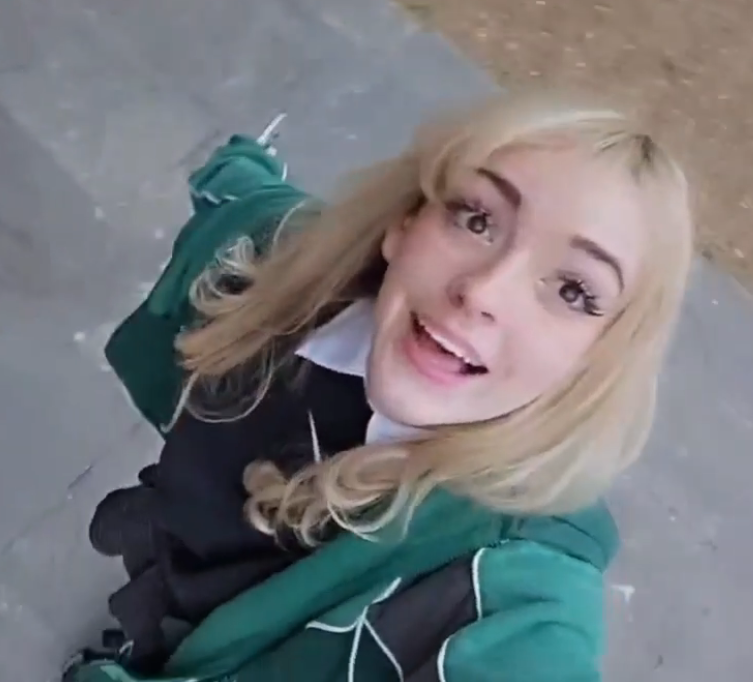 xkevin05x's tweet photo. 💚Sylvee prendió stream el día de hoy
https://t.co/FrtUkSh8d4 https://t.co/B6T776iwc7
