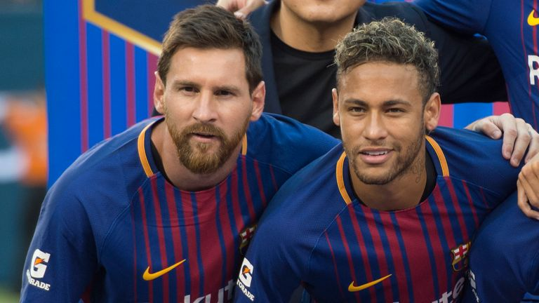 TropiFN's tweet photo. @4kfnb @Staxfn6 dont ever call me suarez https://t.co/1qIaxvvo5Q