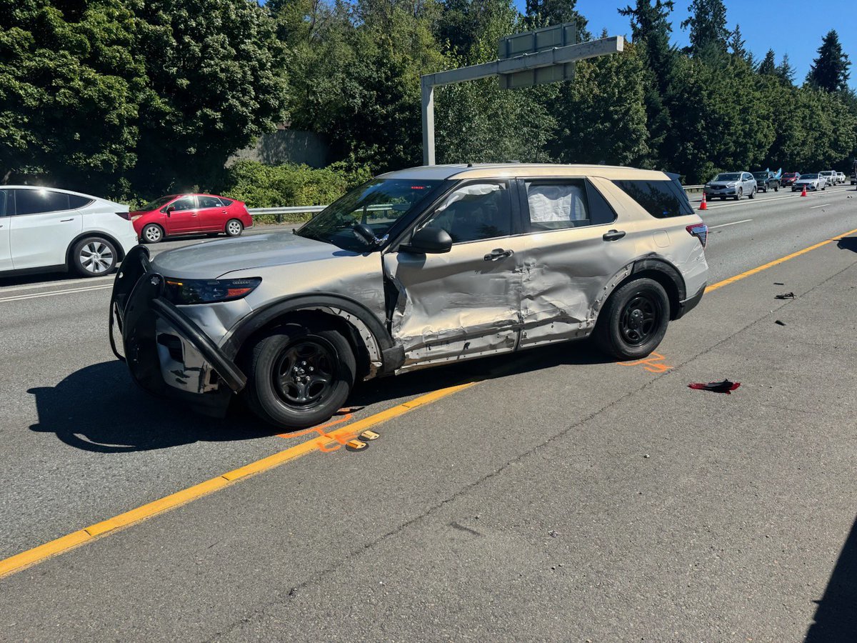 Trooper Rick Johnson (@wspd2pio) on Twitter photo This is from a 3 car NB 405 near NE 70th. The black car caused this collision which included an <a href="/wastatepatrol/">WA State Patrol</a> sergeant. Possible broken bones in the white vehicle. No suspected impairment. The Sergeant will be sore but no major injuries. This is from a 3 car NB 405 near NE 70th. The black car caused this collision which included an <a href="/wastatepatrol/">WA State Patrol</a> sergeant. Possible broken bones in the white vehicle. No suspected impairment. The Sergeant will be sore but no major injuries.