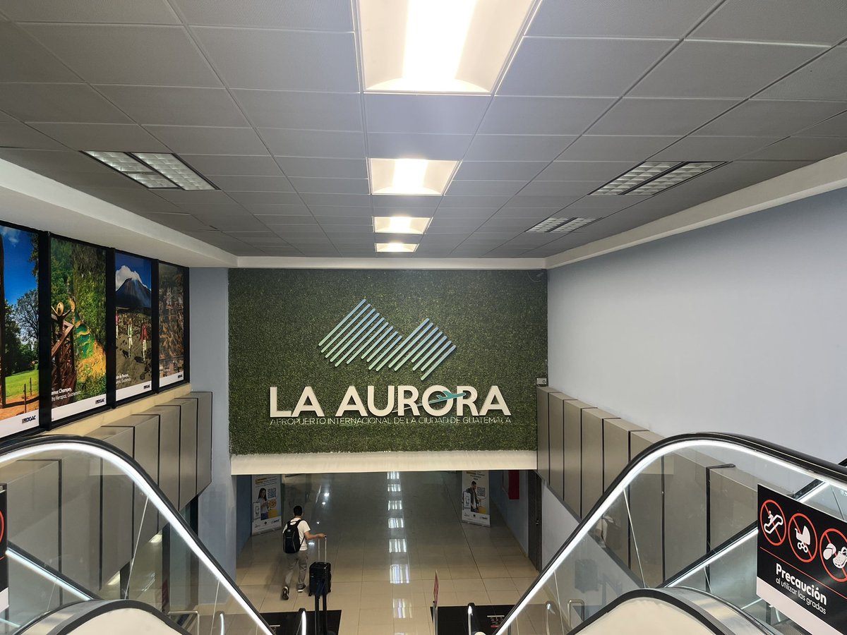 ワンオペフライトなんとかなりました！
お陰様で無事到着しました〜！
ちょっとだけだけど夏休み満喫します🌻