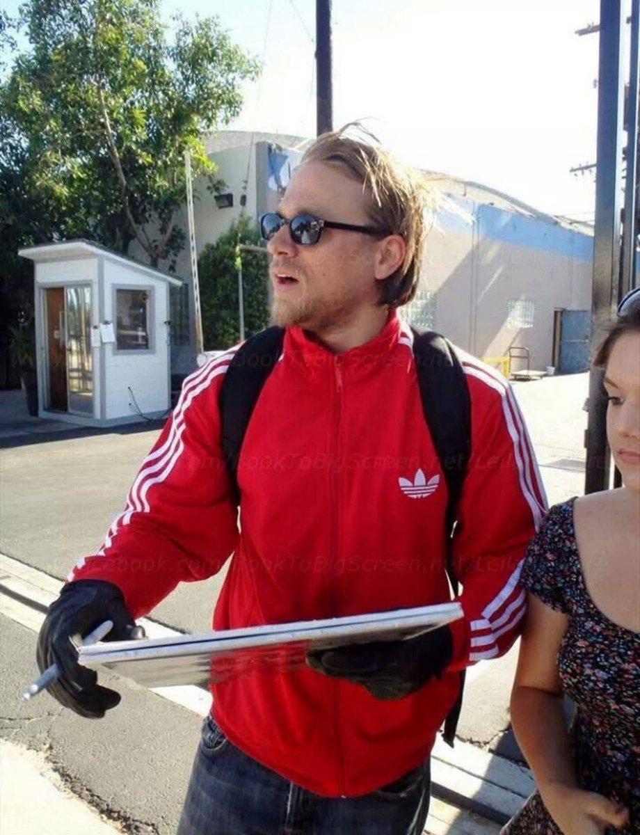 Charlie Hunnam tweet media