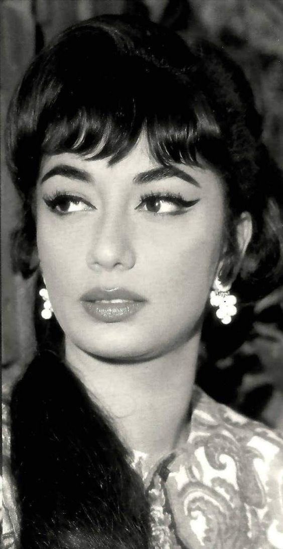 shehasaudacityy's tweet photo. Sadhana Shivdasani 💖 https://t.co/DtXFVjfdLv
