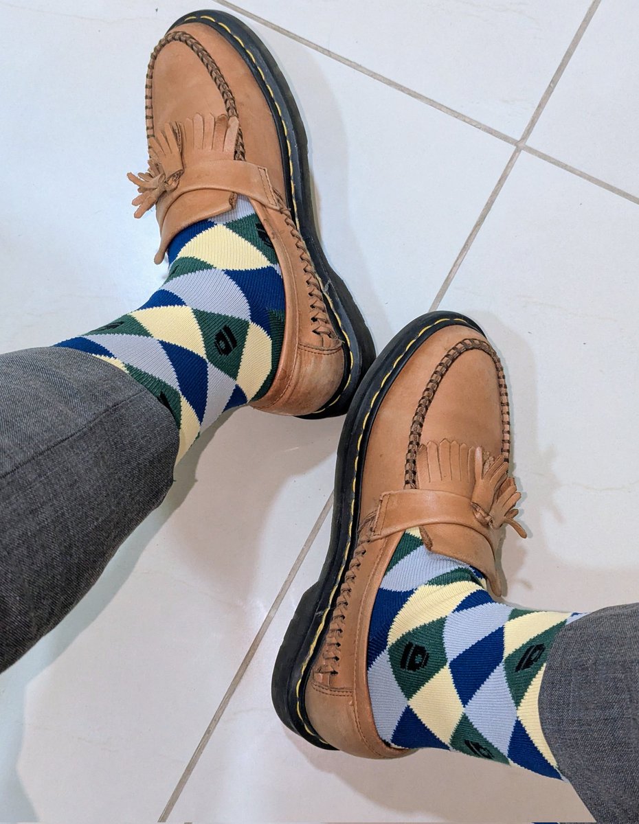 Starting my day with a <a href="/Backpack/">Backpack 🎒</a> socks buff. 😙