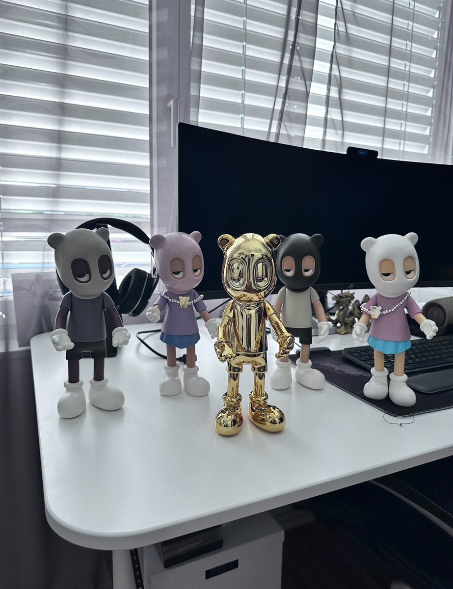 St.Tare🇬🇷 (@cryptotare) on Twitter photo I've been into NFTs for 3 years
This is the first time I've seen
a project give away free NFT toys
<a href="/akidcalledbeast/">a KID called BEAST</a> is the future I've been into NFTs for 3 years
This is the first time I've seen
a project give away free NFT toys
<a href="/akidcalledbeast/">a KID called BEAST</a> is the future