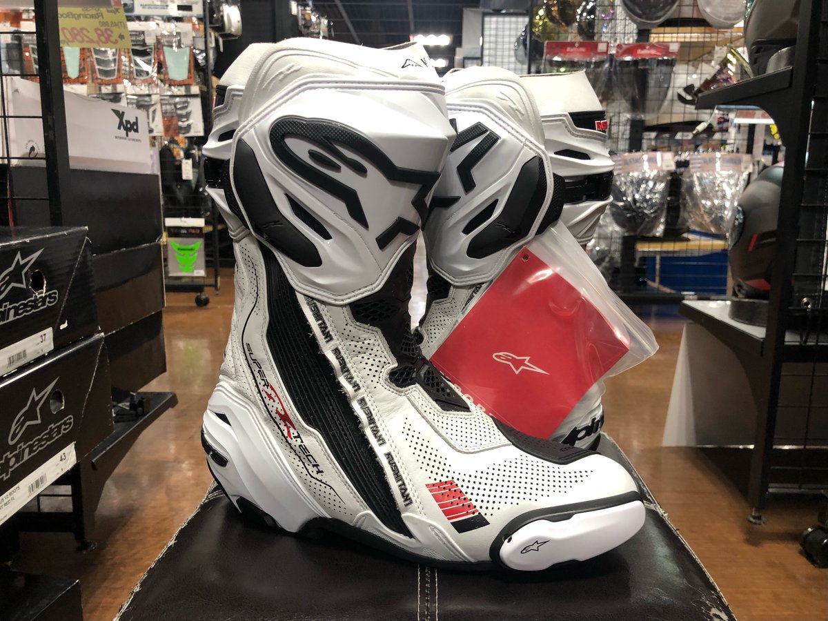 SuperTech R×ProtoCore Leatherのホワイト41と42が入荷しました 