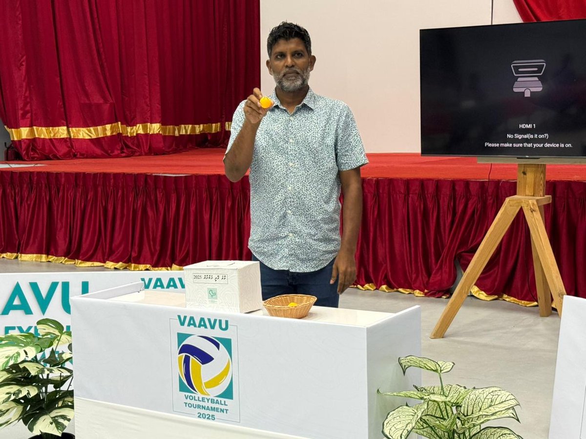 VaavCouncil's tweet photo. The Draw Ceremony for Vaavu Atoll Volleyball Tournament 2025 took place on 11th August 2025.

@sunbrk @Raajje_tv @psmnewsmv @Mihaarunews https://t.co/nbYrlhnI30