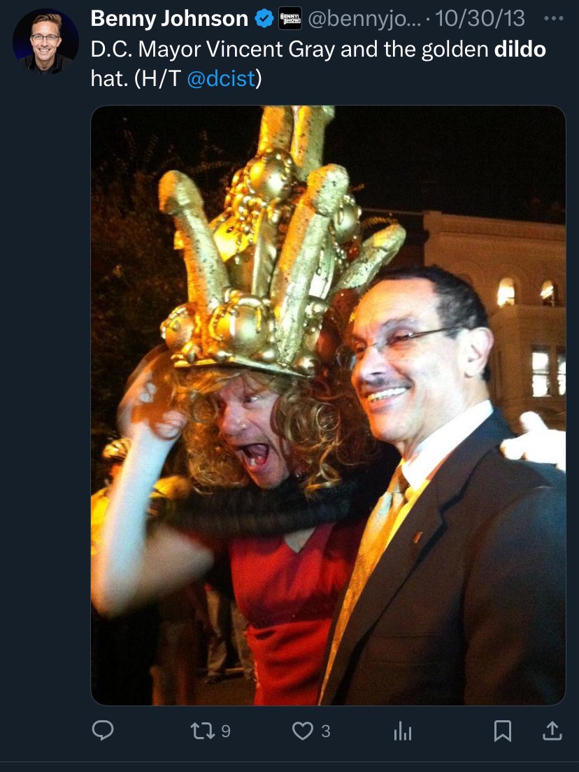 MAGApatriotBtch's tweet photo. Hey #liberals how was this ok but not the meme @DonaldJTrumpJr posted? Please explain the difference. Oh yeah he posted a joke, these were real. #hypocrites #insanity #liberalscanttakeajoke #oldposts from @bennyjohnson and @libsoftiktok https://t.co/JTistCFvNv