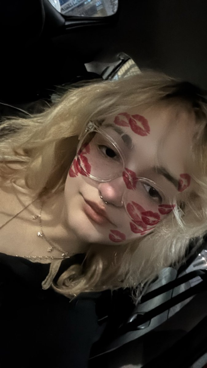 xuxicata ಠ⁠︵⁠ಠ (@luminaticao) on Twitter photo 