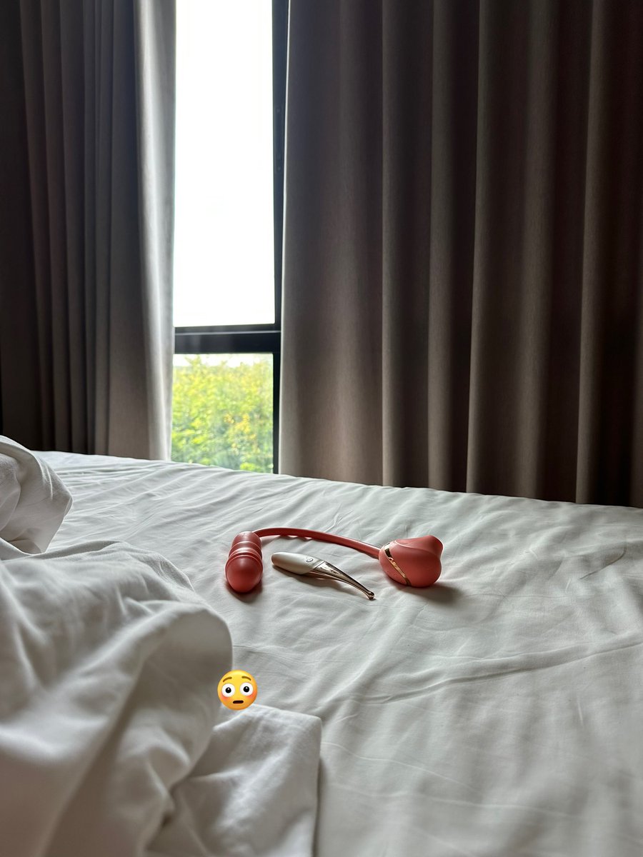 Staycation with myself 🥰👾