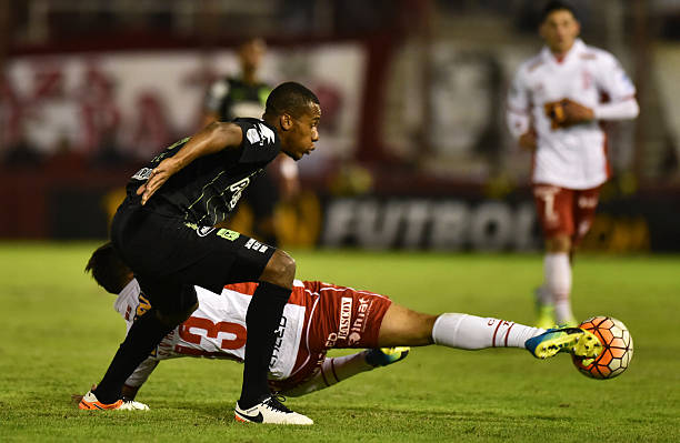 Horii_Vialee16's tweet photo. Ibargüen se pierde los octavos de final y no podrá jugar frente a #Huracán. 

El volante de 33 años, ya enfrentó al Globo en la #Libertadores2016 cuando vestía la camiseta de Atlético Nacional. https://t.co/tng8kUk8Ae