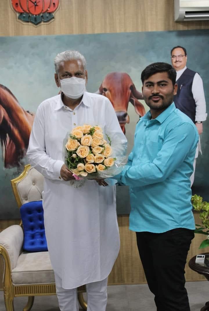 #परशोत्तम_रूपला साहेब को जन्म दिवस पर अनंत अनंत शुभ कामनाएँ । आप स्वस्थ एवं दीर्घायु हो ऐसी प्रार्थना करता हु ।
#HBD_ <a href="/PRupala/">Parshottam Rupala</a> Sir