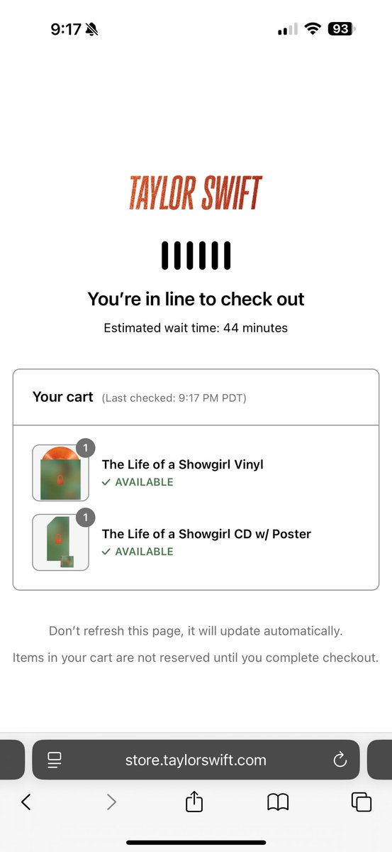 cloversbloomed's tweet photo. waiting in line to buy a taylor swift album the world is healing 🙂‍↕️🙂‍↕️🙂‍↕️ https://t.co/BcgYySwmSb