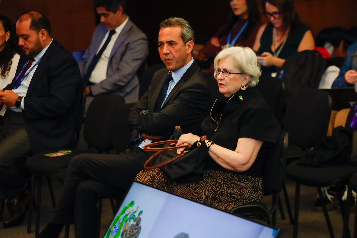 Jennifer Feller (@feller_jennifer) on Twitter photo Gracias <a href="/LorenaLariosR/">Lorena Larios</a> por invitarme al panel “El rol de la coop int para la sostenibilidad de las políticas de cuidados en ALC” a presentar la OC de la Corte Int de DH sobre cuidados y las perspectivas que le da al fortalecimiento de los sistemas de cuidados en la región #XVICRM Gracias <a href="/LorenaLariosR/">Lorena Larios</a> por invitarme al panel “El rol de la coop int para la sostenibilidad de las políticas de cuidados en ALC” a presentar la OC de la Corte Int de DH sobre cuidados y las perspectivas que le da al fortalecimiento de los sistemas de cuidados en la región #XVICRM
